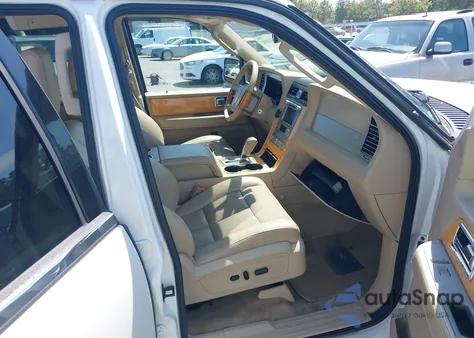 2010 Lincoln Navigator from USA, damaged, VIN 5LMJJ2H55AEJ08446